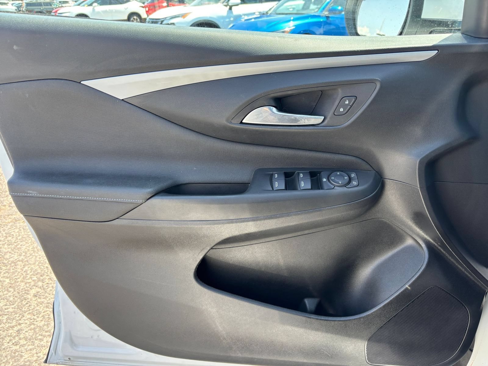 Used 2025 Buick Envista Preferred FWD image 18