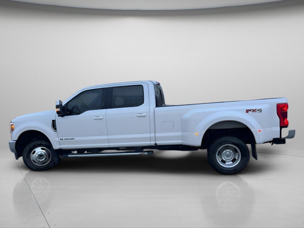 Used 2019 Ford F350 Lariat w/ Lariat Value Package image 12