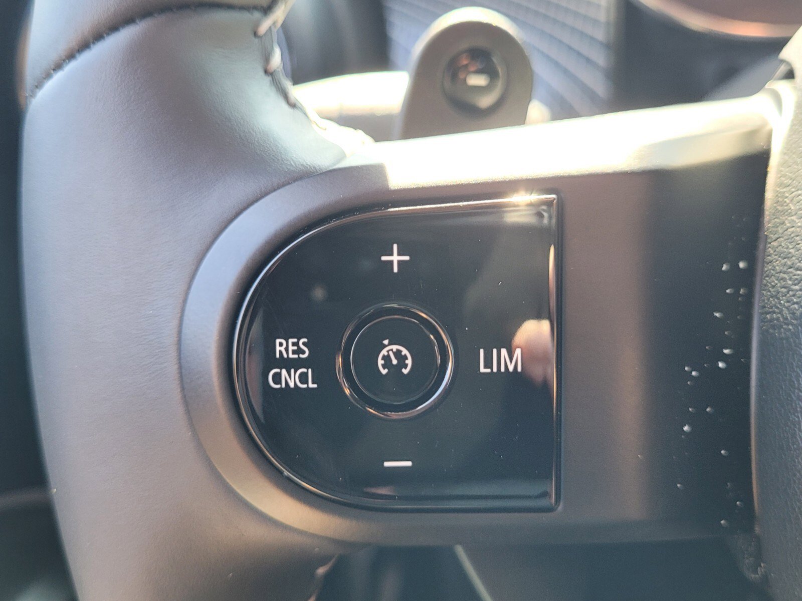 Used 2023 MINI Cooper S w/ MINI Resolute Edition image 28