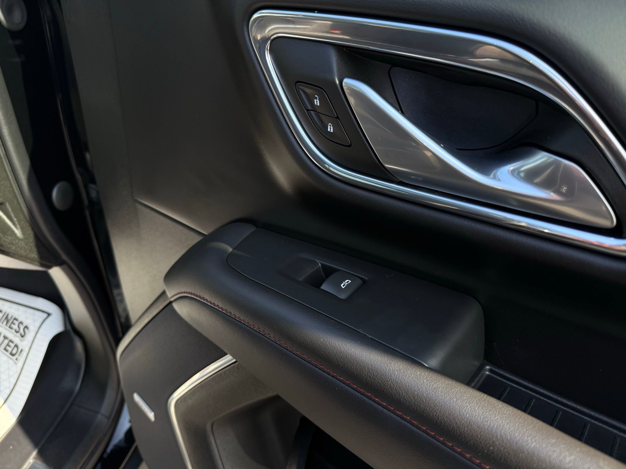 Used 2022 Chevrolet Tahoe RST w/ Luxury Package image 17