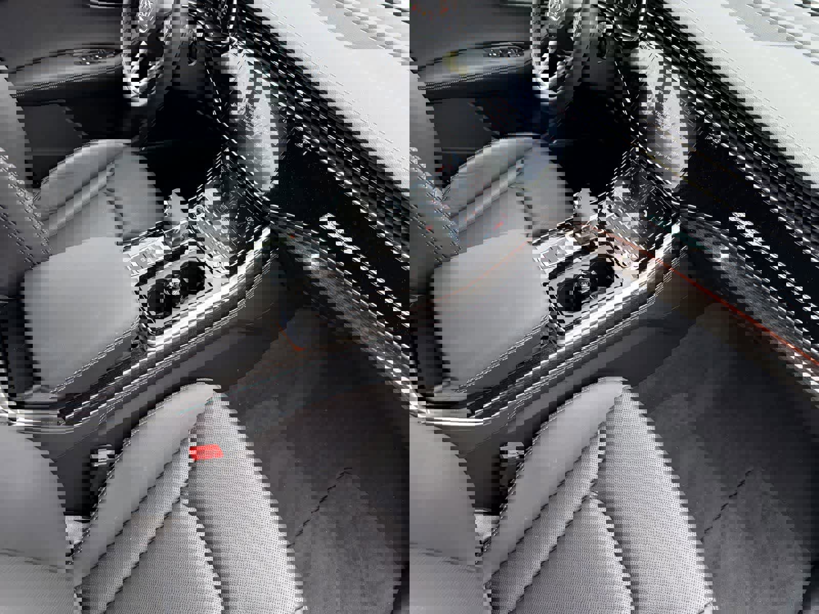 Used 2025 Audi Q8 Premium Plus w/ Premium Plus Package image 14