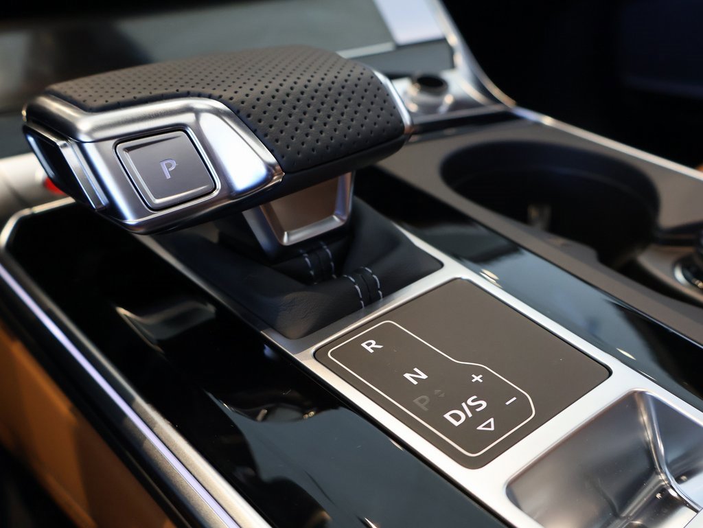 New 2026 Audi RS 6 performance image 3