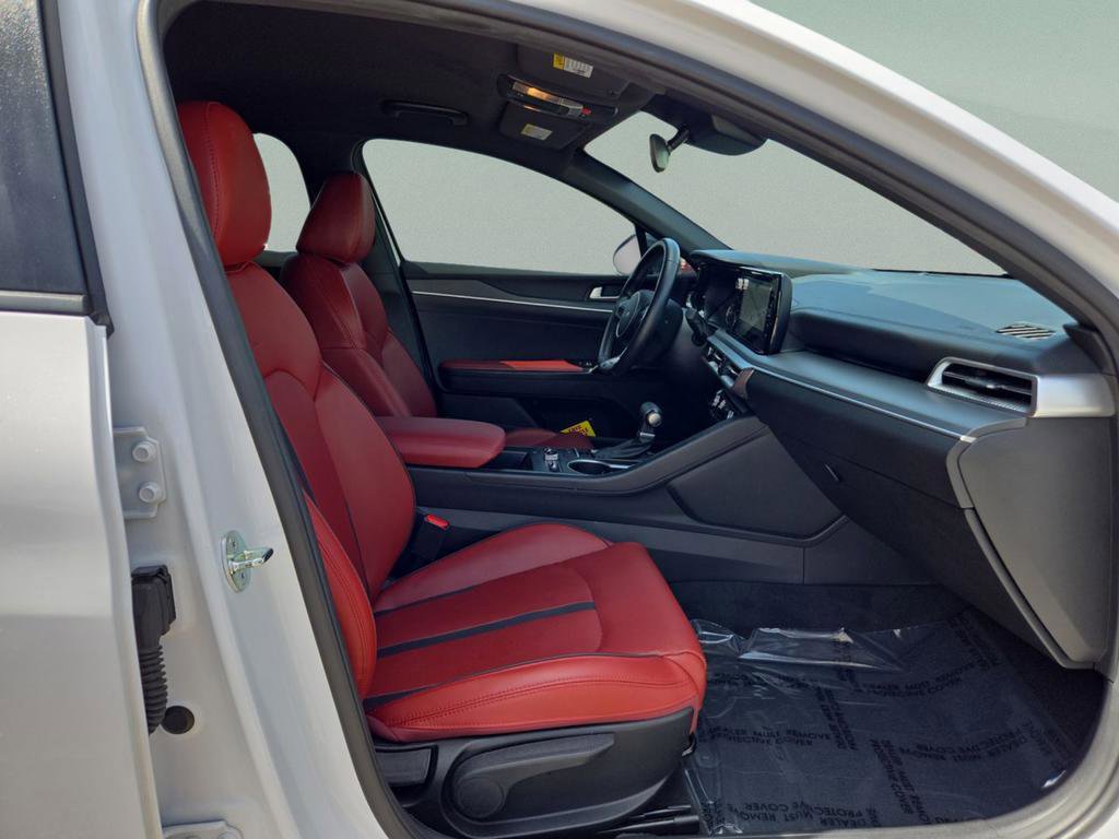 Used 2024 Kia K5 GT-Line w/ GT-Line Premium Package FWD image 32