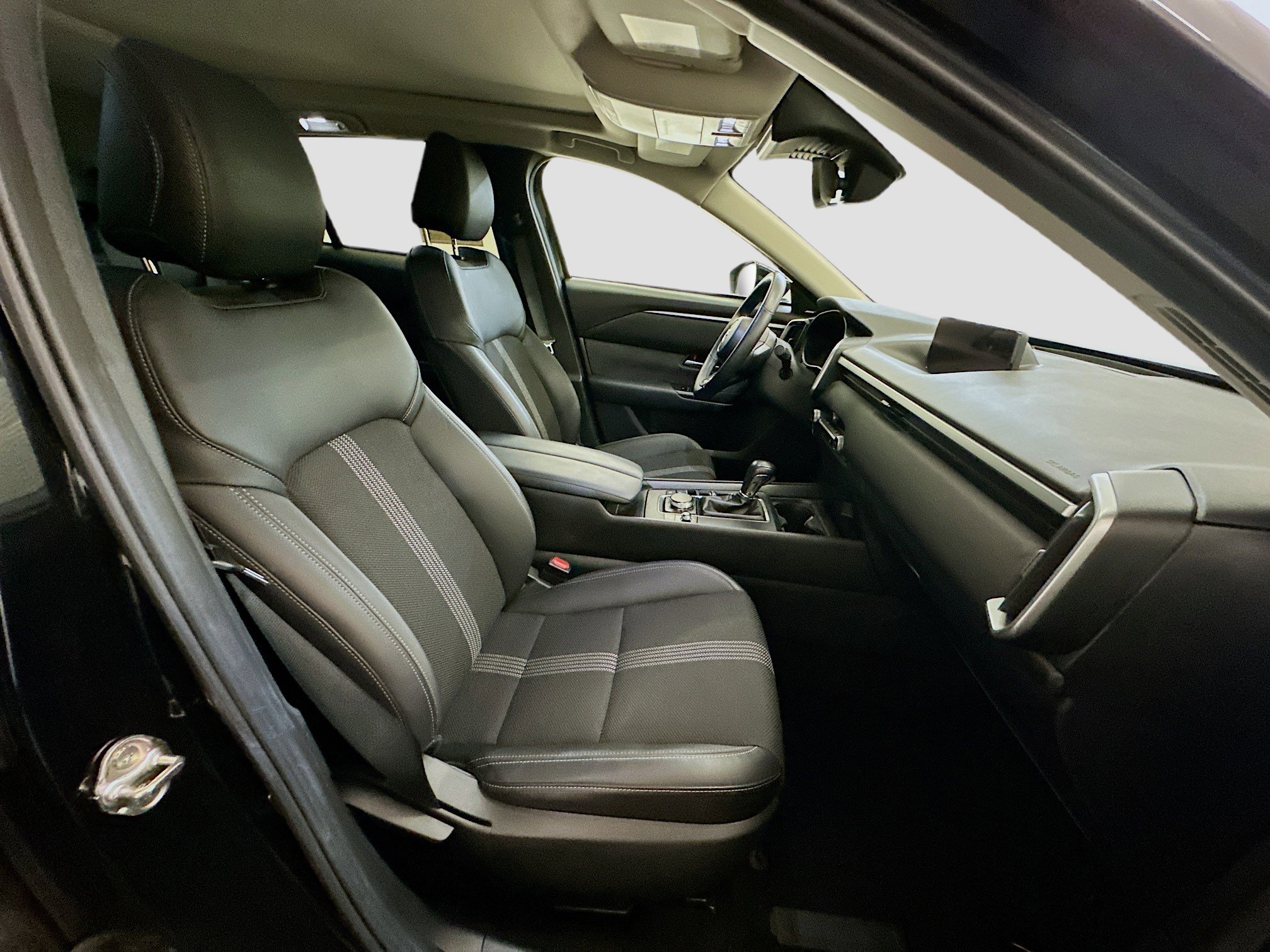 Used 2025 MAZDA CX-50 AWD 2.5 S w/ Premium Package image 34