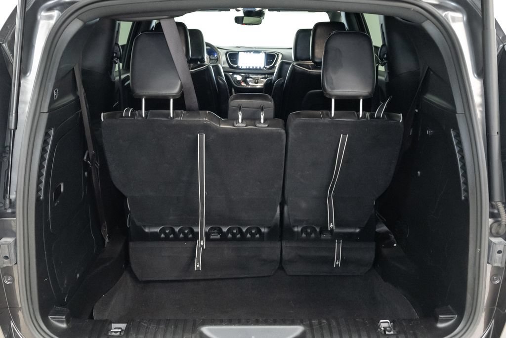 Used 2022 Chrysler Pacifica Limited w/ S Appearance Package FWD image 34
