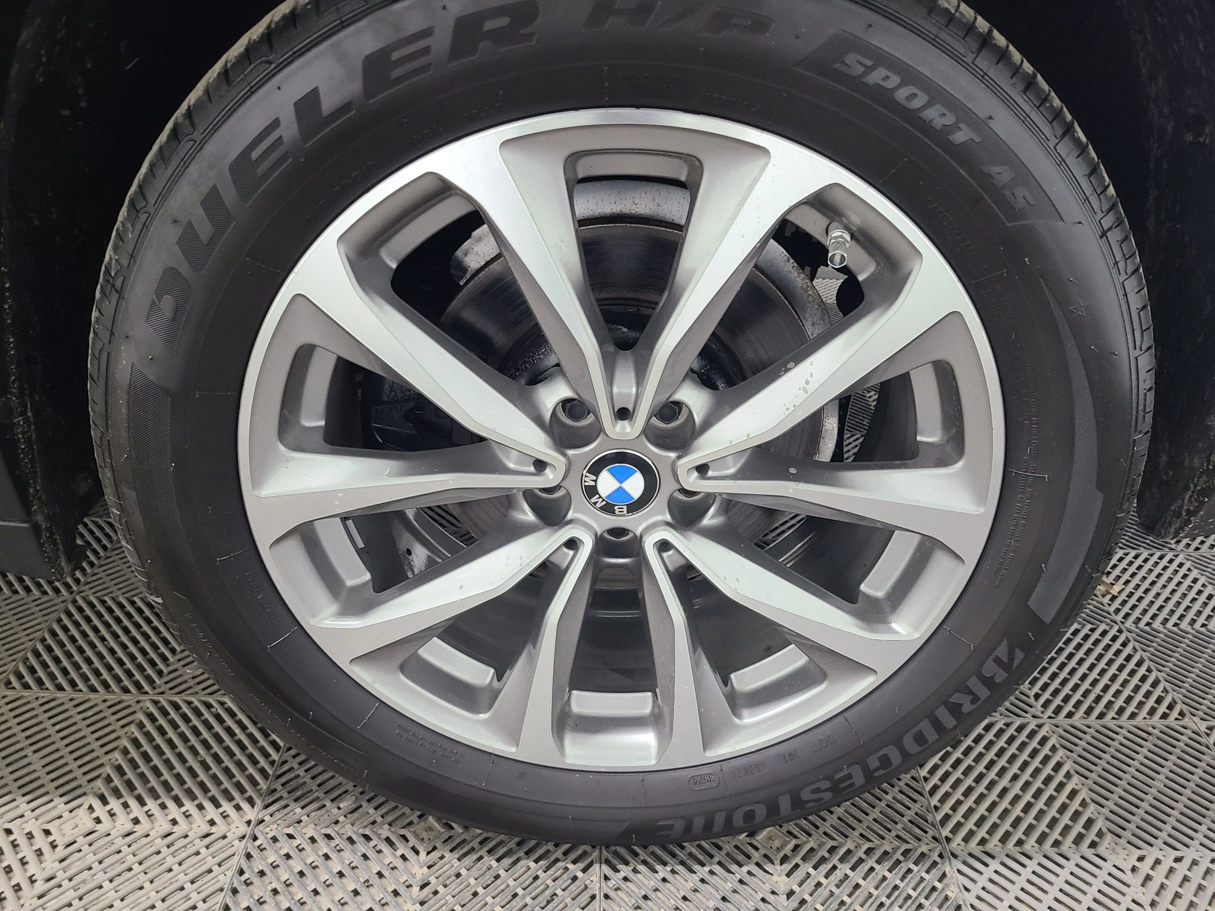 Used 2019 BMW X3 xDrive30i w/ Driving Assistance Package image 17