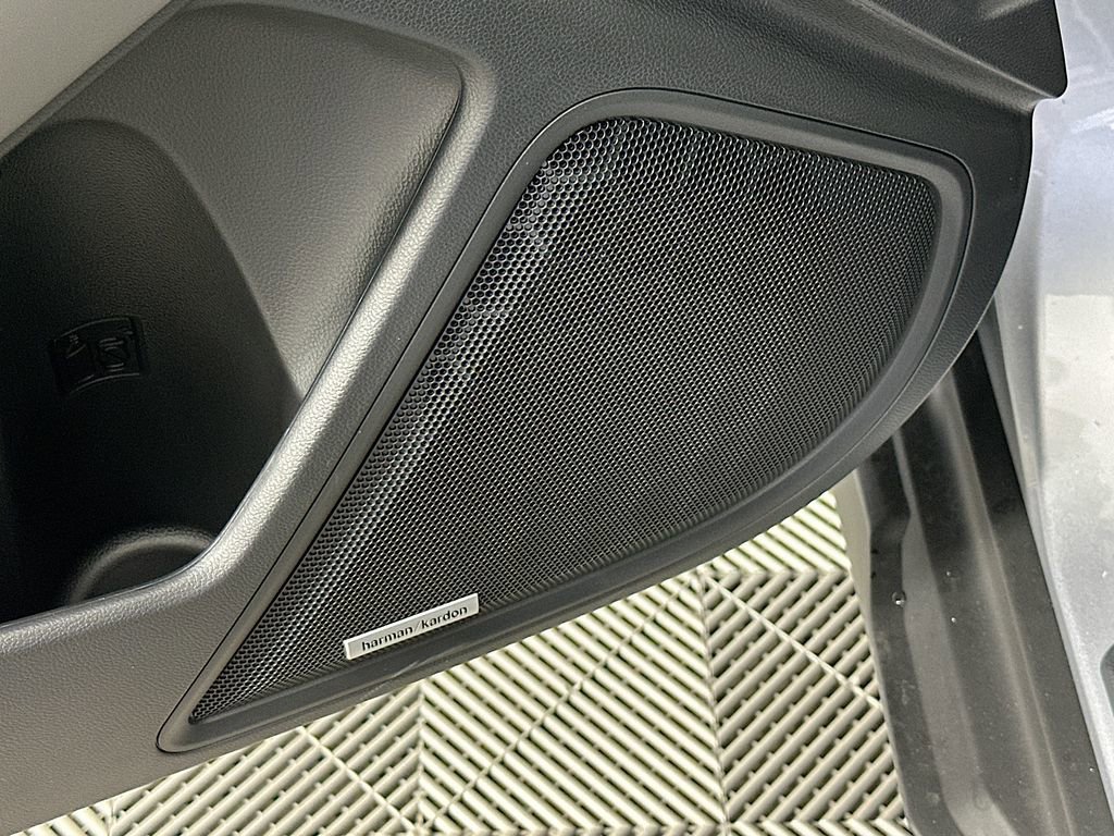 New 2025 Subaru Outback Onyx Edition image 24