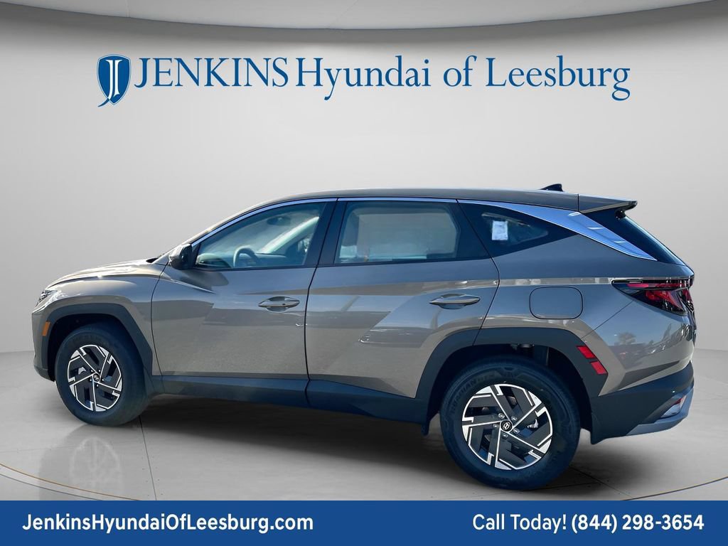 New 2026 Hyundai Tucson Blue SE w/ Tow & Go Package AWD/4WD image 8