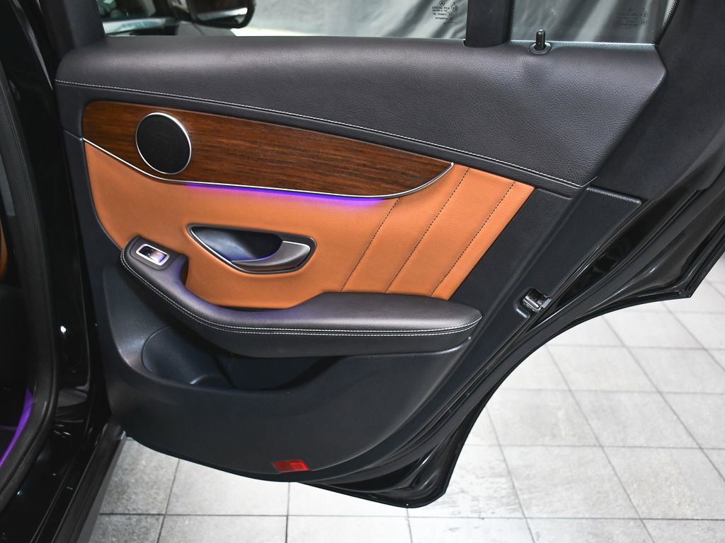 Used 2022 Mercedes-Benz GLC 300 4MATIC Coupe image 13