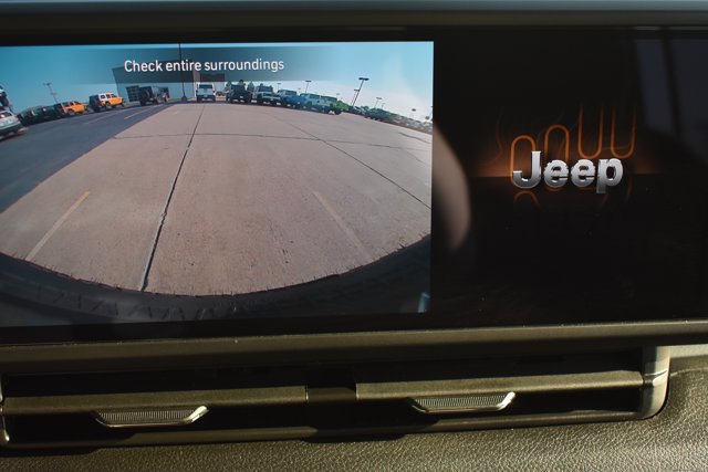 Used 2025 Jeep Wrangler Unlimited Sport AWD/4WD image 25