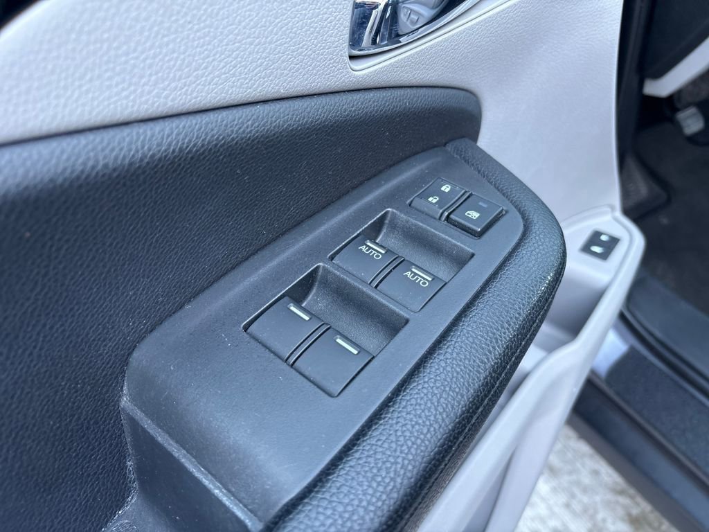 Used 2016 Honda Pilot Touring image 23