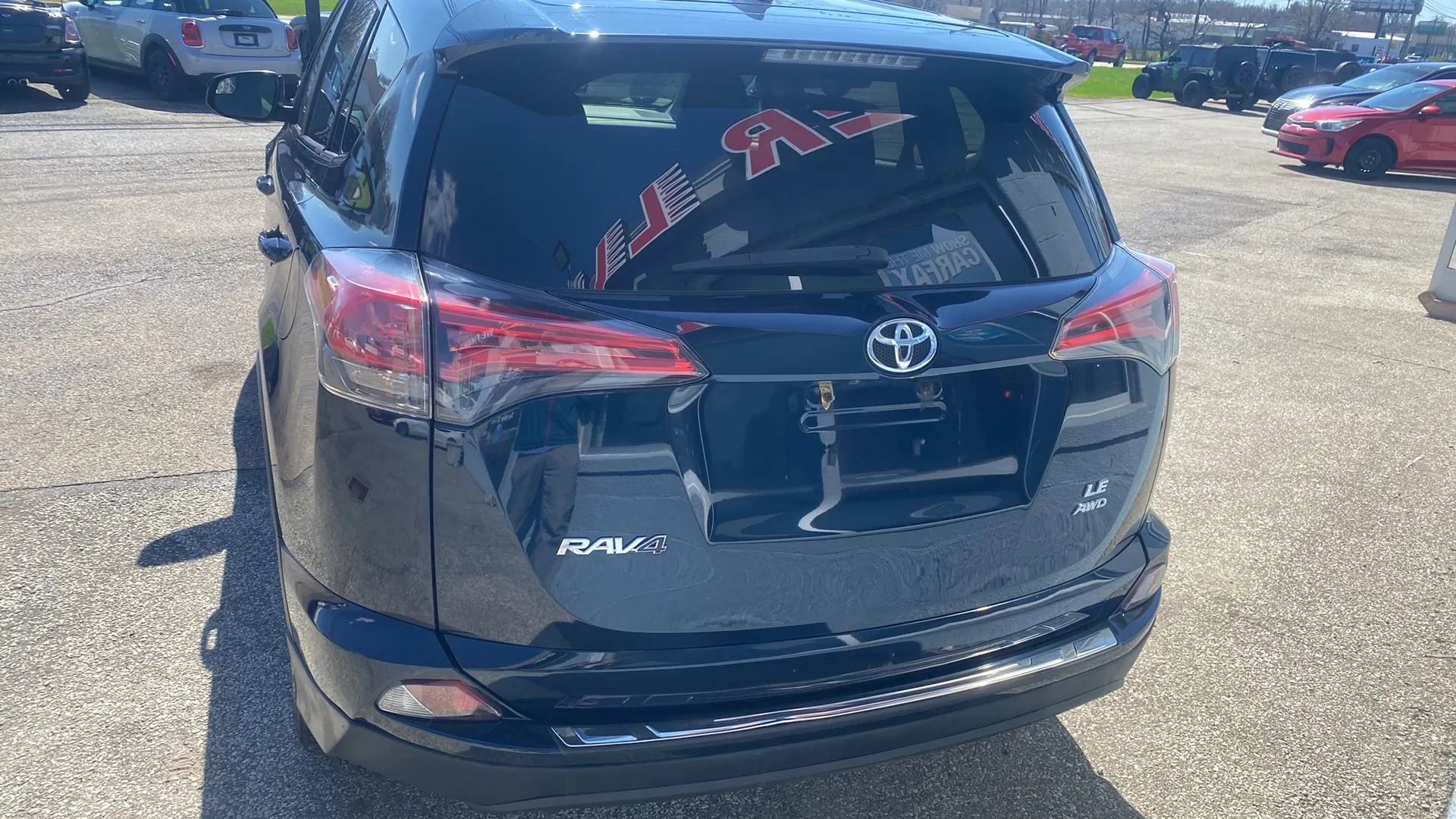 Used 2018 Toyota RAV4 LE w/ All Weather Liner Package image 5