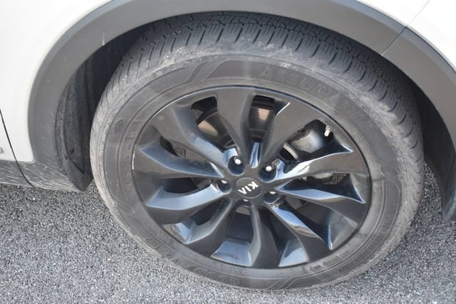 Used 2020 Kia Sorento EX AWD/4WD image 11