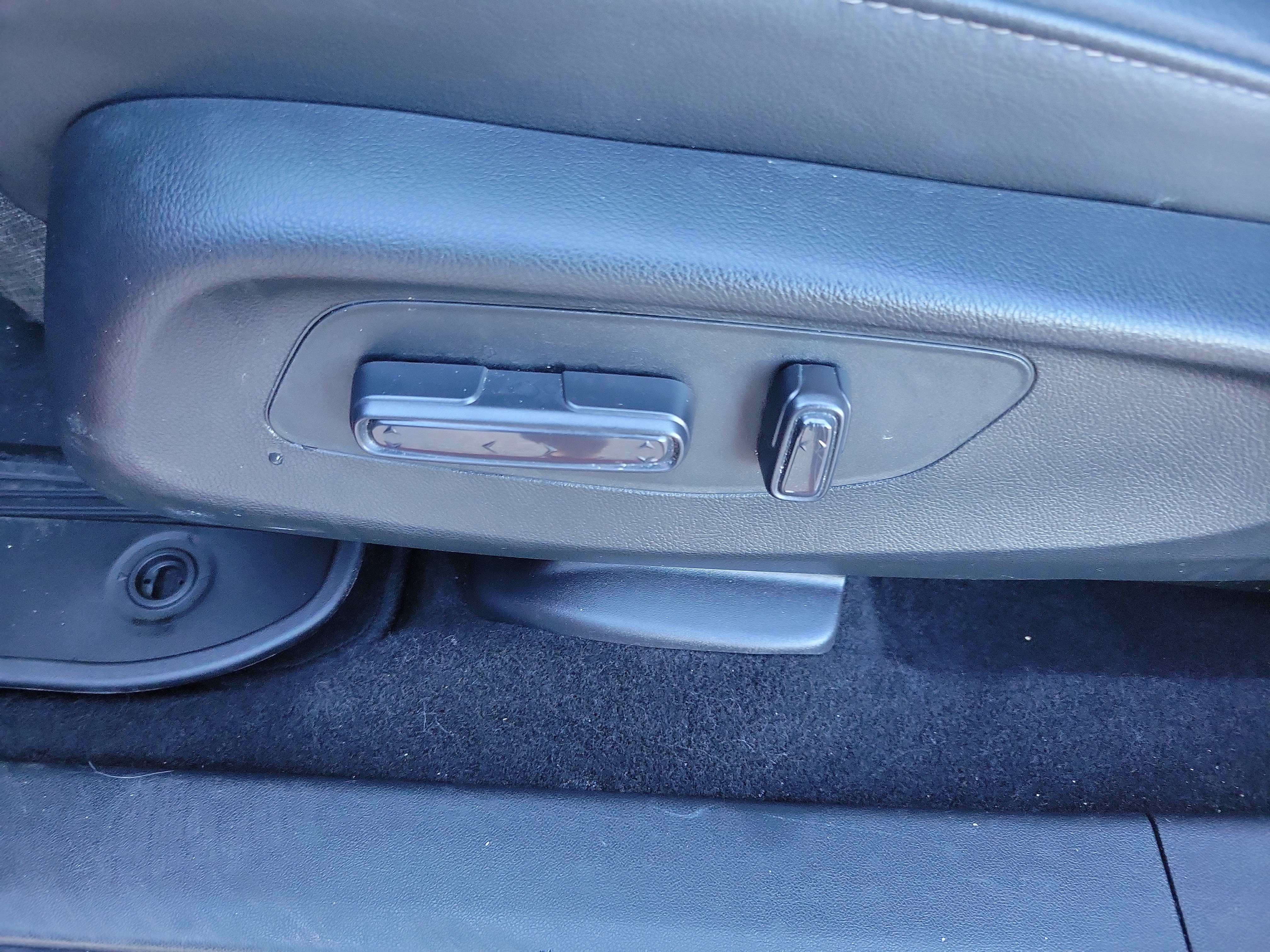 Used 2024 Honda HR-V EX-L image 22