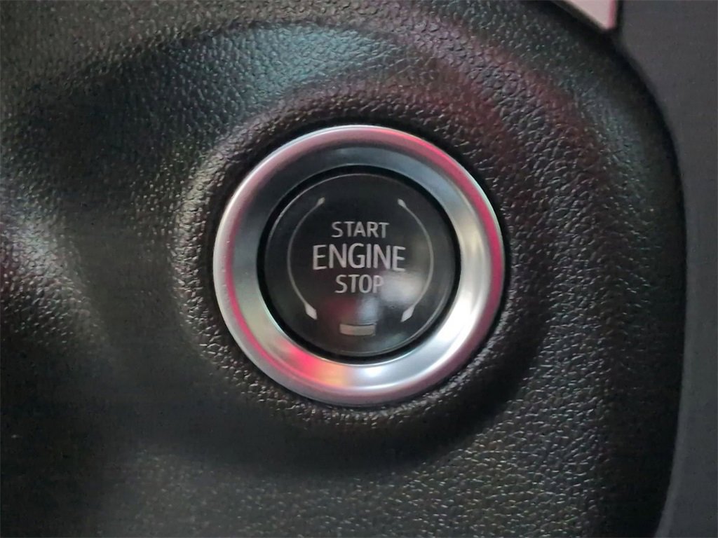 Certified 2025 Chevrolet Silverado 2500 Custom w/ Custom Value Package image 17