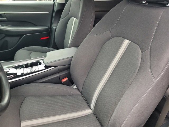 Used 2022 Hyundai Sonata SEL w/ Preferred Accessory Package image 13