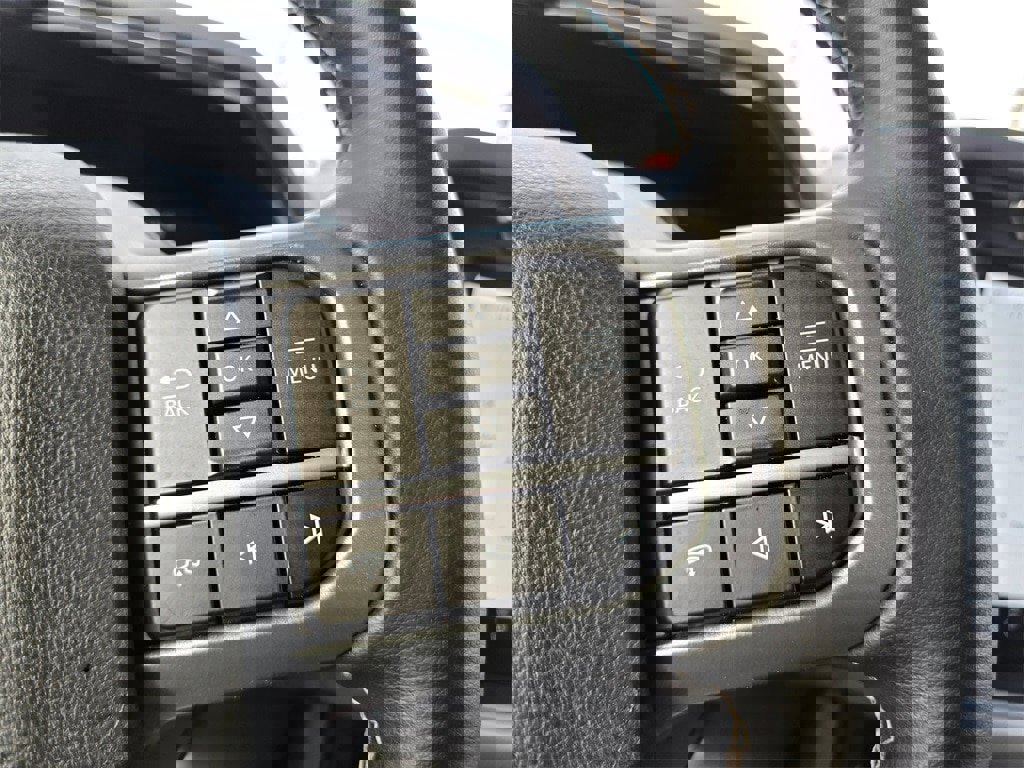 Used 2024 Ford F150 Lightning XLT image 15