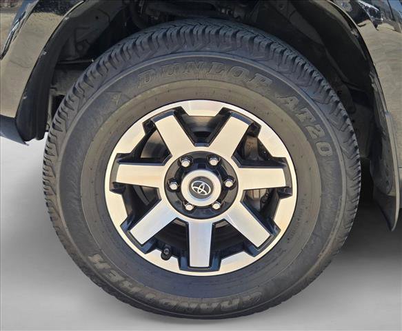 Certified 2021 Toyota 4Runner TRD Off-Road AWD/4WD image 22