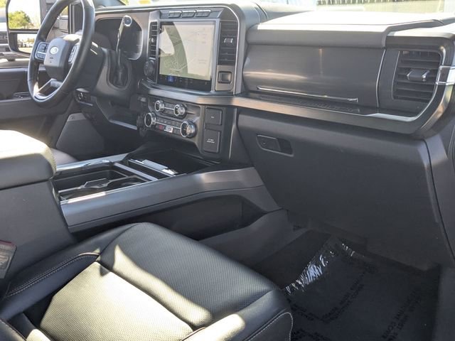 Used 2023 Ford F250 Lariat w/ Lariat Ultimate Package AWD/4WD image 28