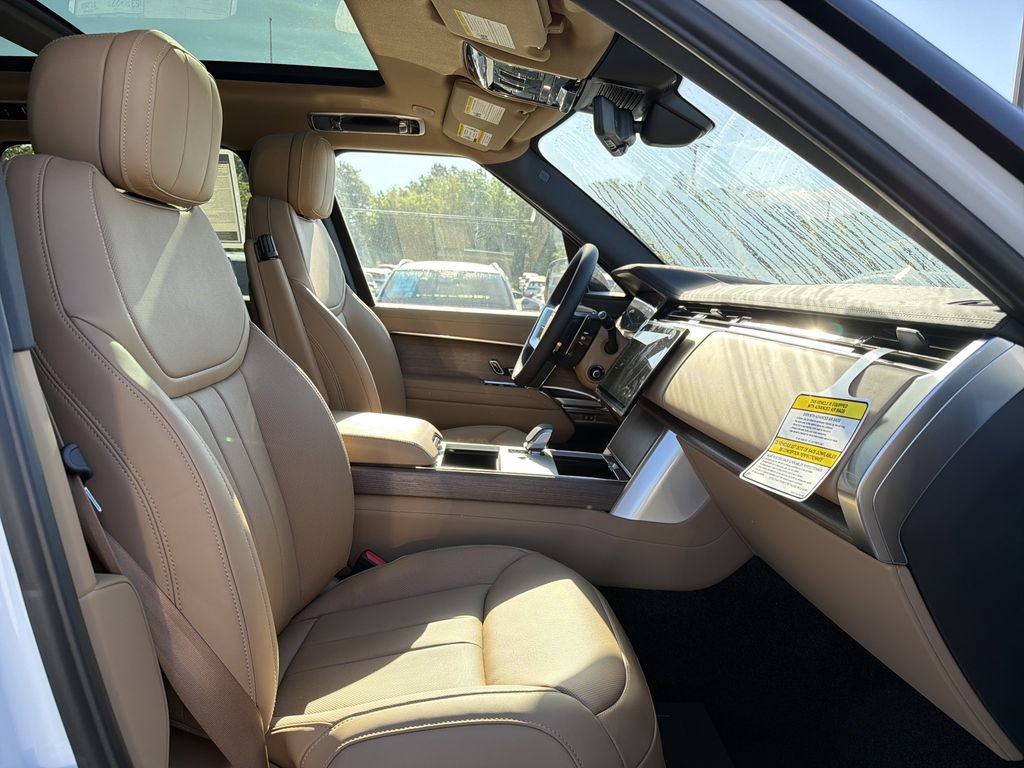 New 2026 Land Rover Range Rover SE AWD/4WD image 16