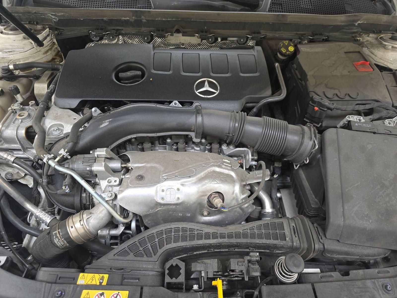 Used 2023 Mercedes-Benz CLA 250 w/ Premium Package image 18