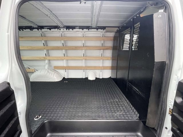 Used 2024 Chevrolet Express 2500 w/ Driver Convenience Package image 13