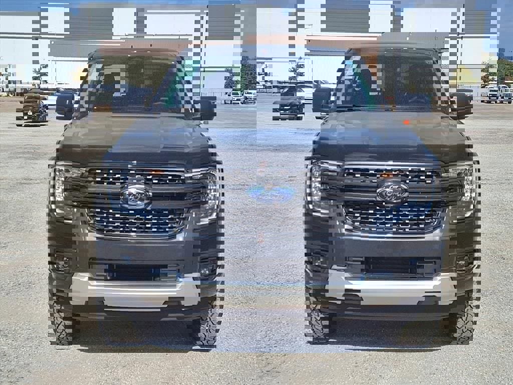 New 2025 Ford Ranger XLT w/ Convenience Package image 2