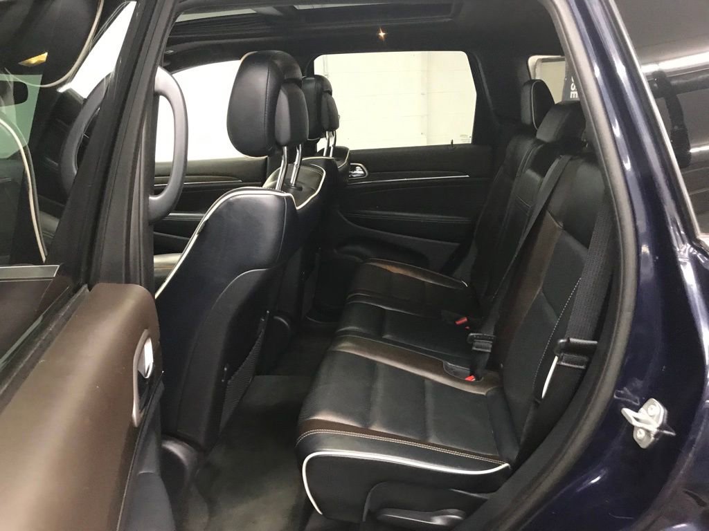 Used 2017 Jeep Grand Cherokee Overland w/ Jeep Active Safety Group image 28