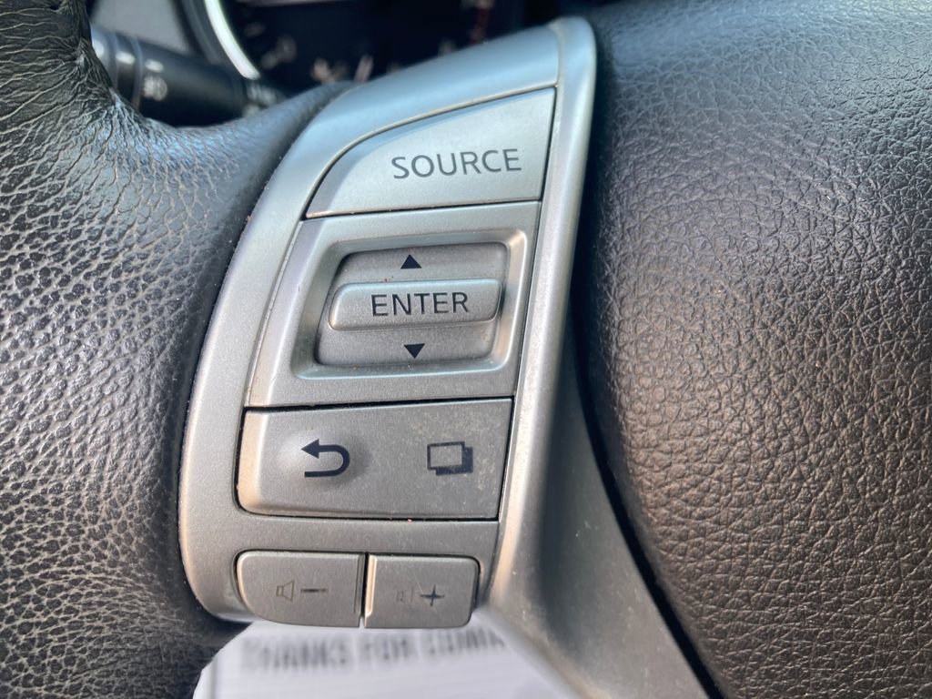 Used 2016 Nissan Rogue SL w/ SL Premium Package image 43