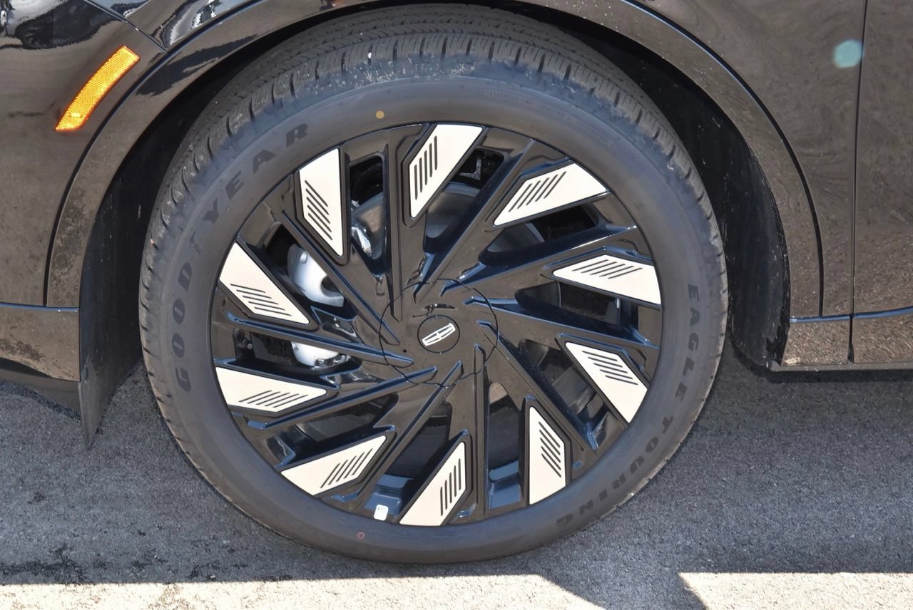 New 2026 Lincoln Nautilus Reserve w/ Jet Appearance Package AWD/4WD image 67