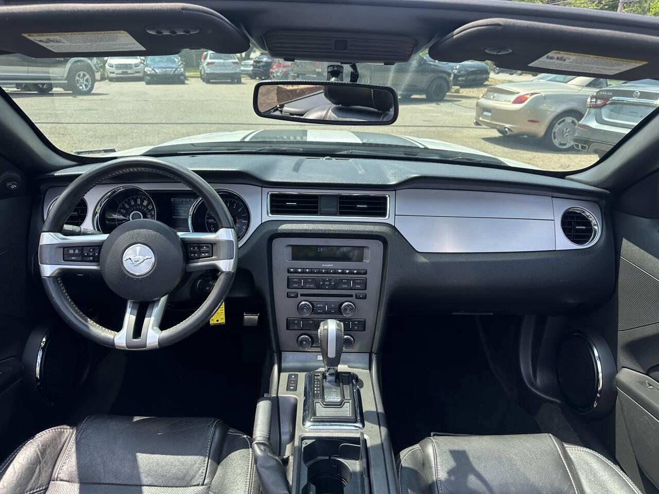 Used 2014 Ford Mustang GT Premium image 25