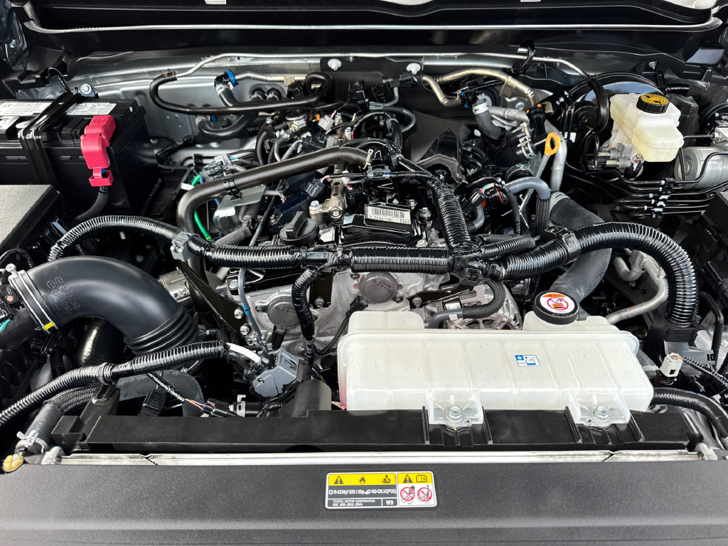 Used 2025 Toyota Tacoma TRD Sport AWD/4WD image 10