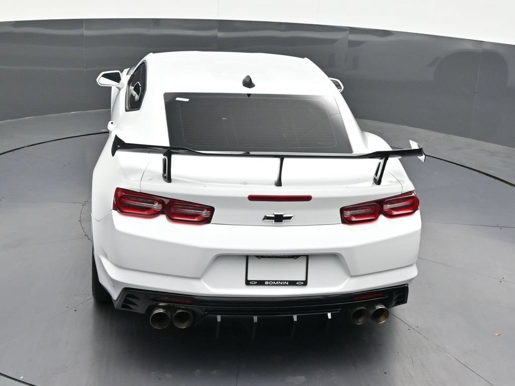 Used 2021 Chevrolet Camaro LT RWD image 19