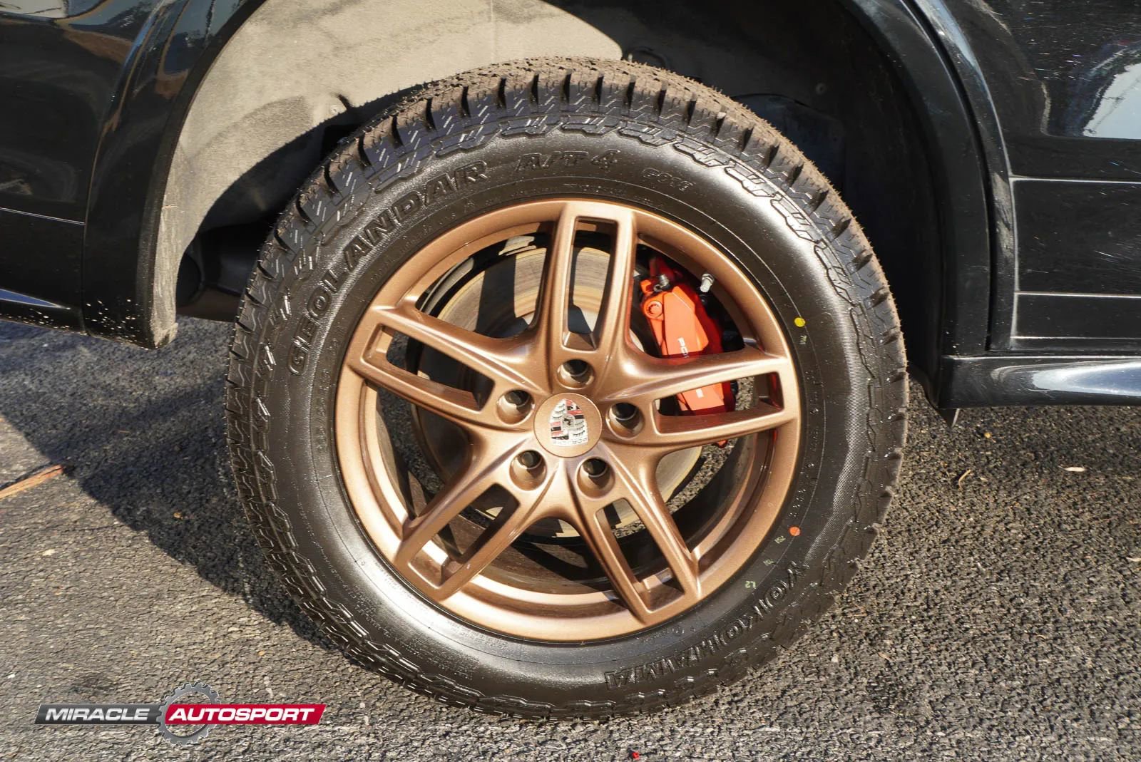 Used 2014 Porsche Cayenne Turbo image 12