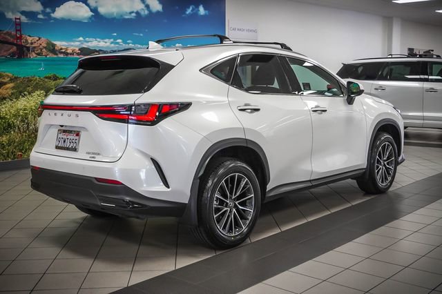 Used 2025 Lexus NX 350h AWD w/ Accessory Package (2T) image 6