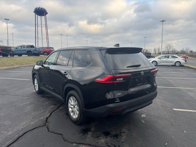 Used 2024 Toyota Grand Highlander XLE image 5
