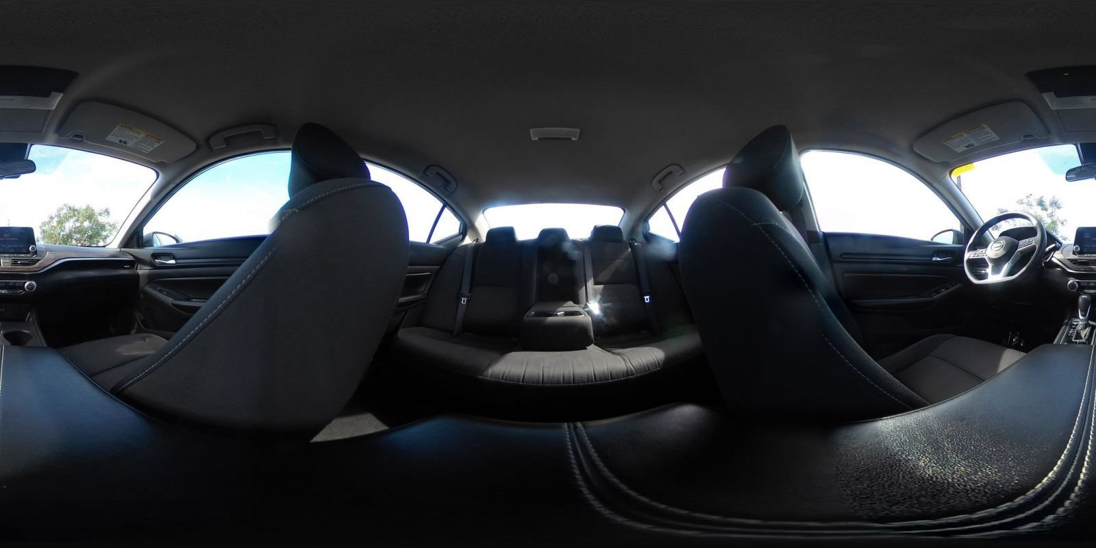 Used 2025 Nissan Altima 2.5 SV FWD image 43