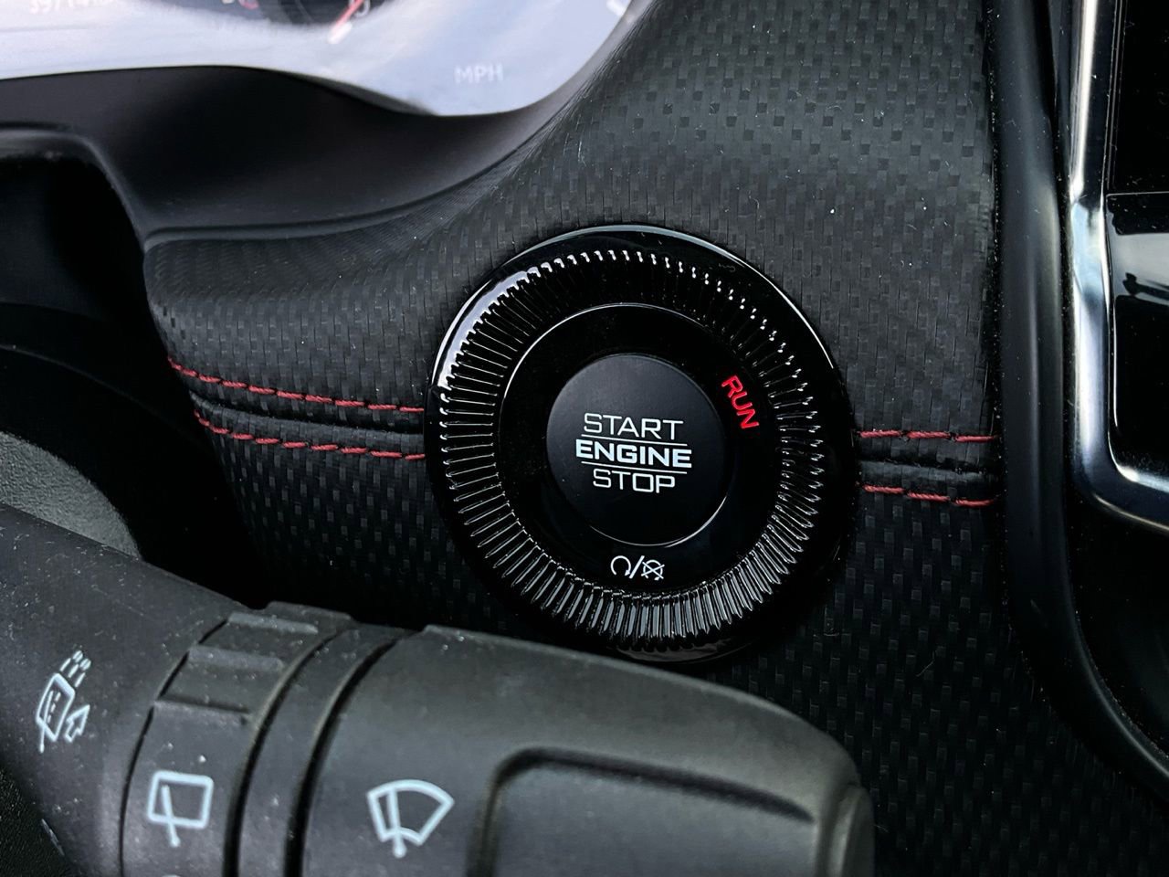 Used 2025 Jeep Compass Trailhawk image 28