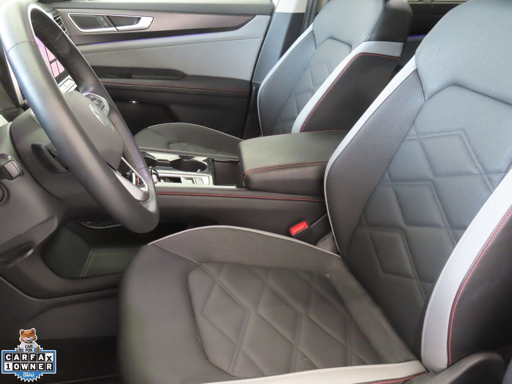 Used 2024 Volkswagen Atlas Peak Edition SE AWD/4WD image 10