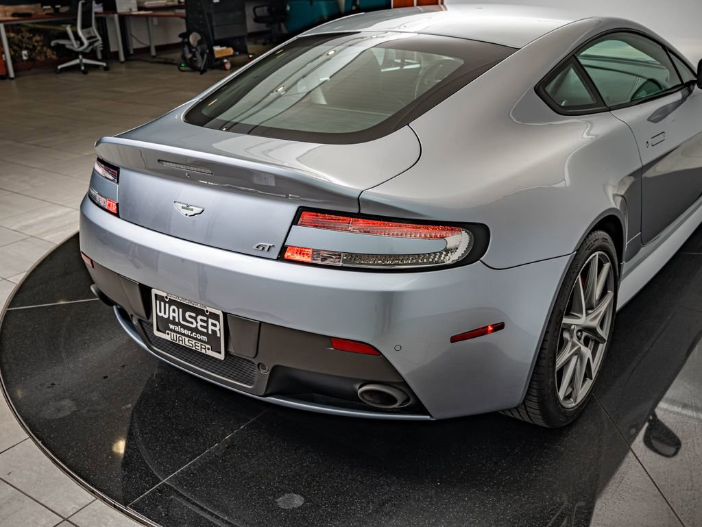 Used 2015 Aston Martin V8 Vantage GT RWD image 17
