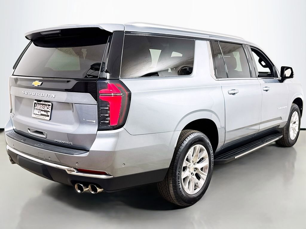 Certified 2025 Chevrolet Suburban Premier image 4