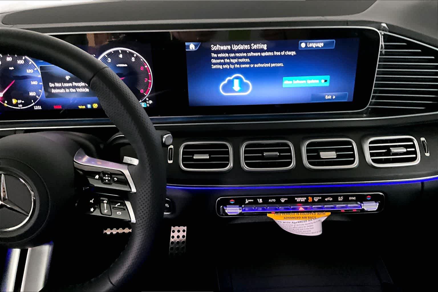 New 2026 Mercedes-Benz GLS 450 4MATIC image 9