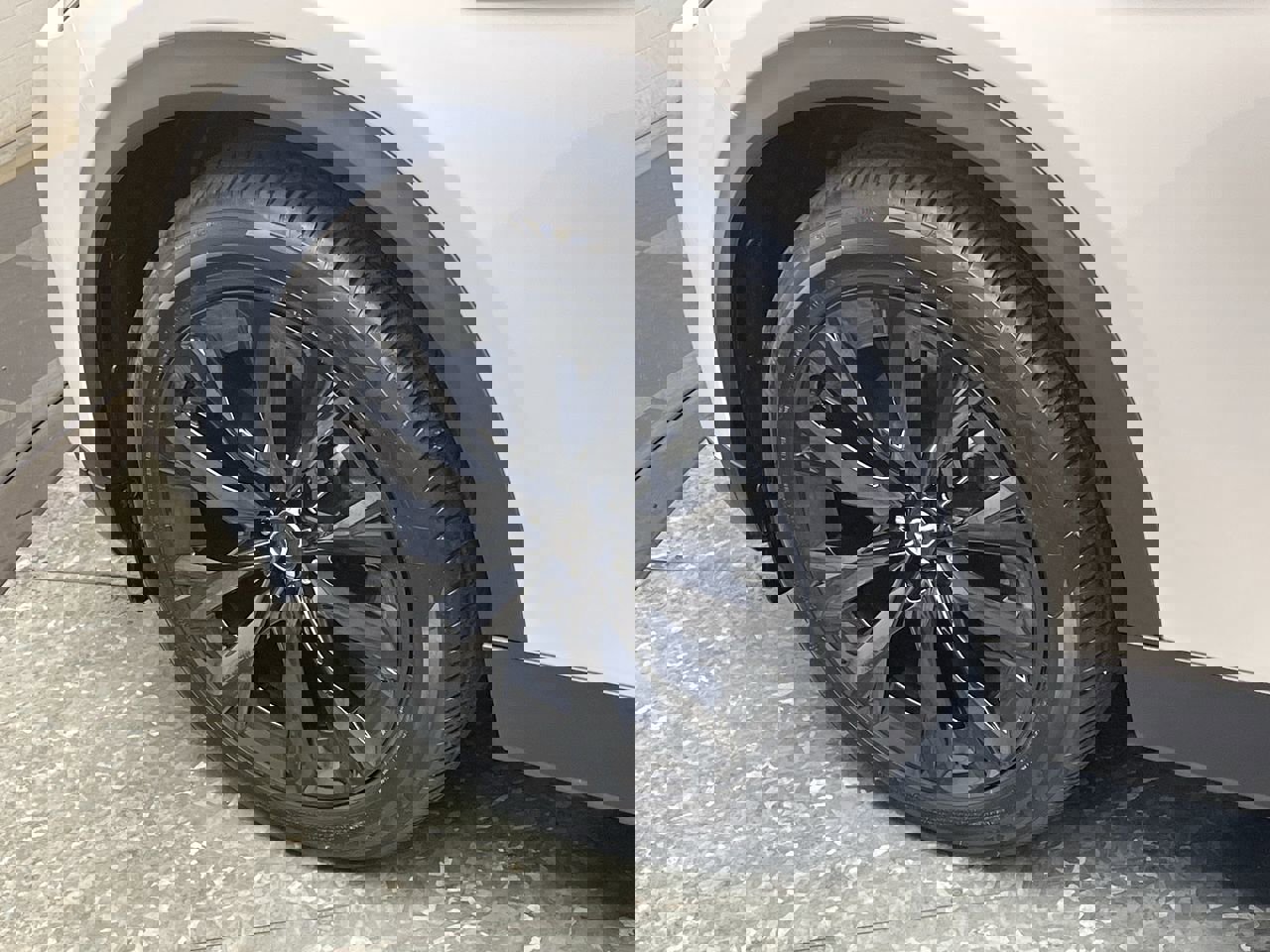 Certified 2025 MAZDA CX-90 Plug-In Hybrid w/Premium Sport image 37