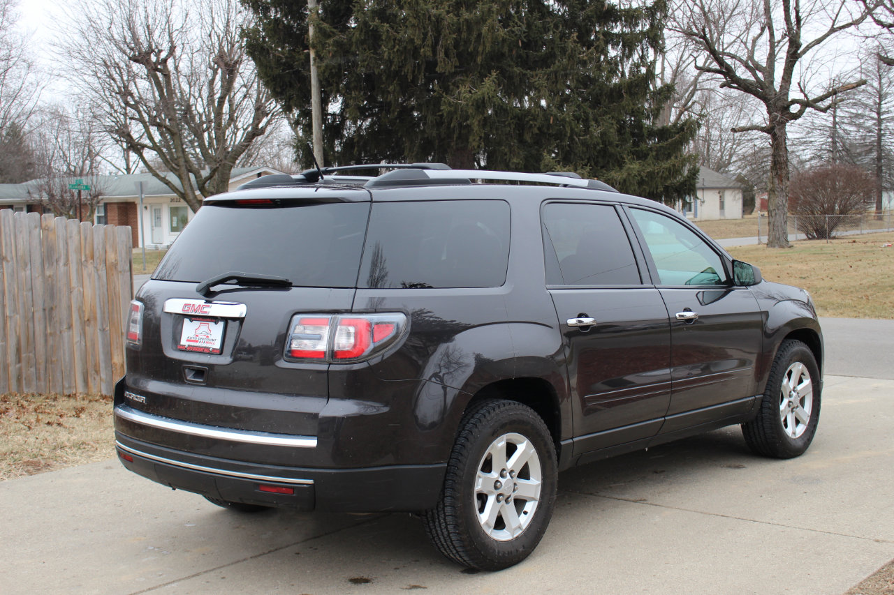 Used 2015 GMC Acadia SLE image 9