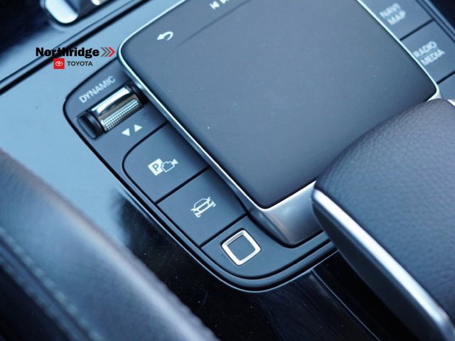 Used 2025 Mercedes-Benz GLE 450e 4MATIC image 33