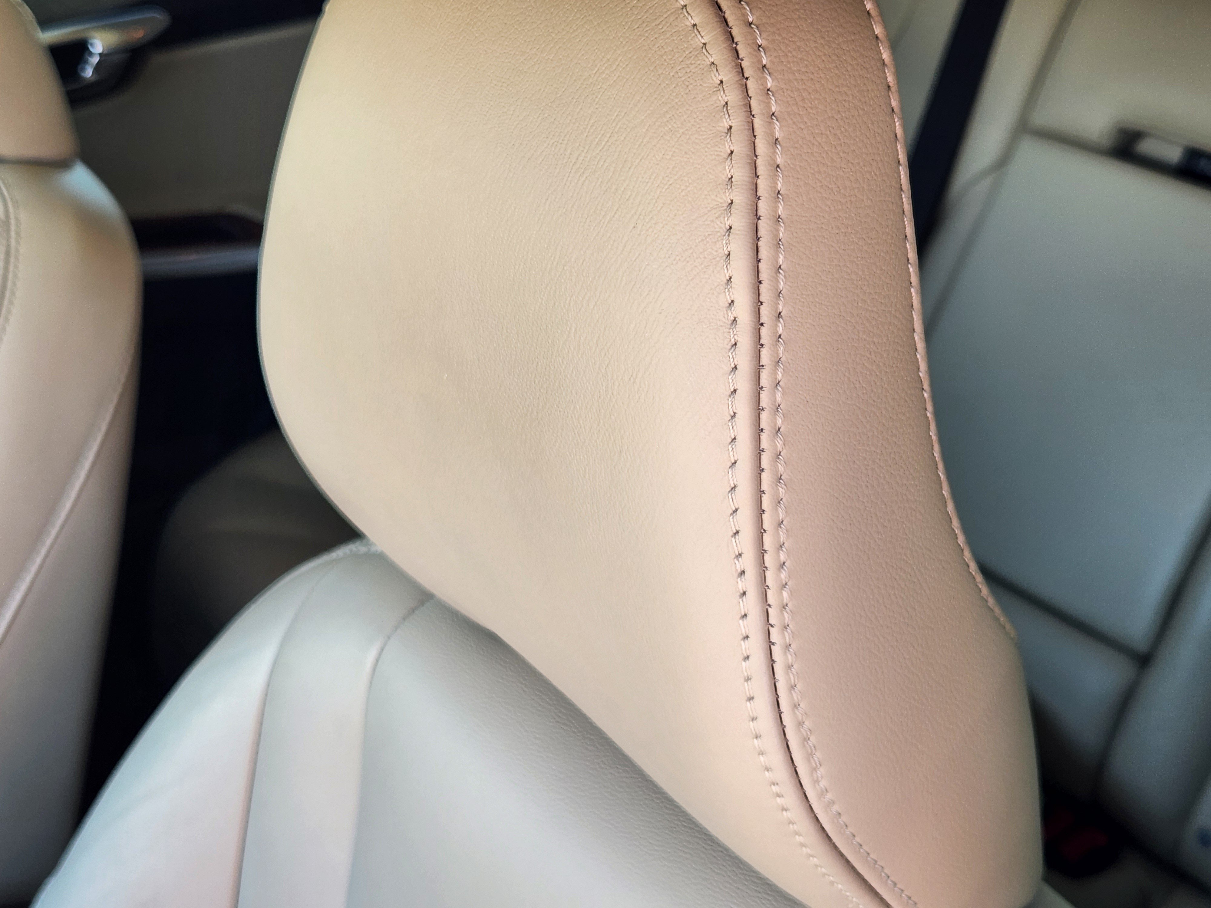 Used 2017 Volvo XC60 T5 Inscription w/ Preferred Option Package FWD image 13