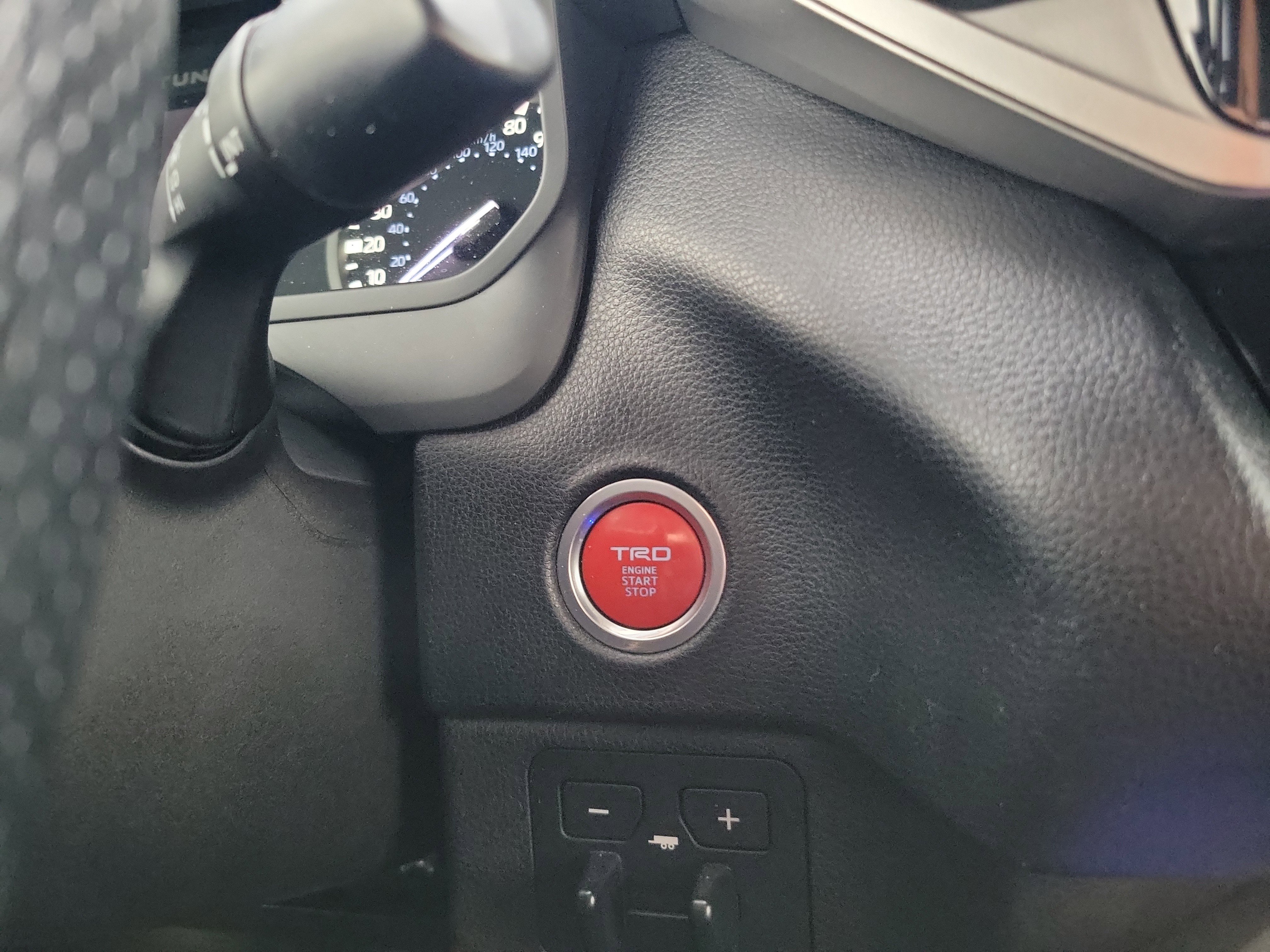 Used 2022 Toyota Tundra SR5 w/ TRD Off-Road Package image 15