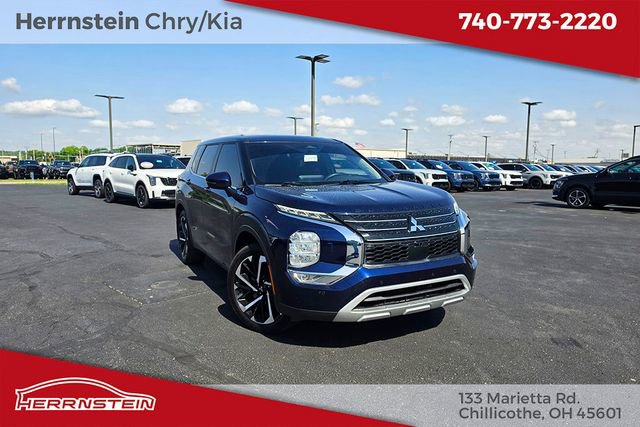 Used 2024 Mitsubishi Outlander SE
