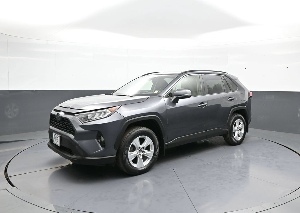 Used 2019 Toyota RAV4 XLE w/ Convenience Package AWD/4WD image 10