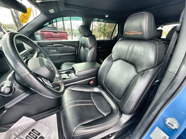 Used 2025 Honda Pilot TrailSport image 20